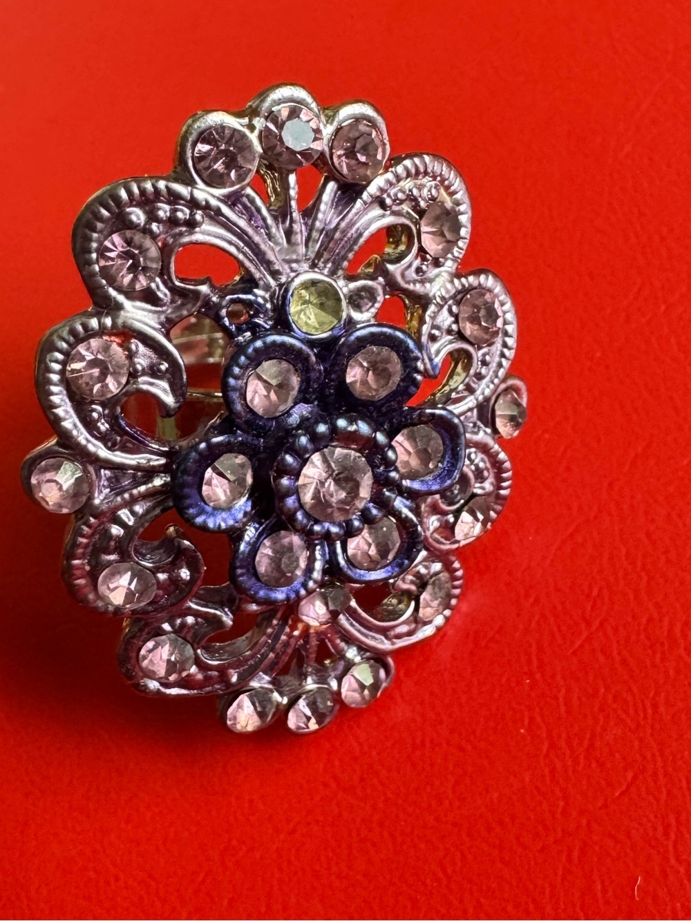 Stunning Vintage-Style Purple Rhinestone/Adjustable Silver Tone - Picture 3 of 4